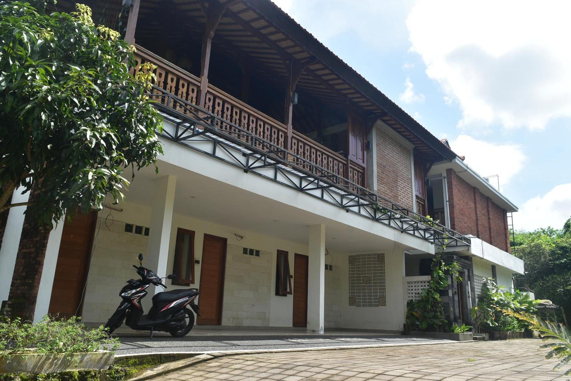 Ketut Joglo Guest House Nusa Dua  Exterior foto
